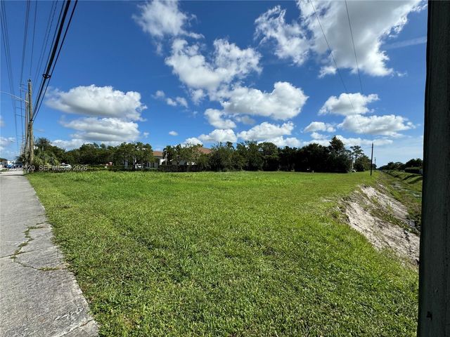 3494 S Jog Road, Greenacres, FL 33467