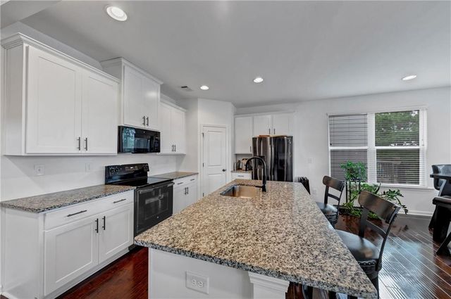 852 Venture Way, Atlanta, GA 30331