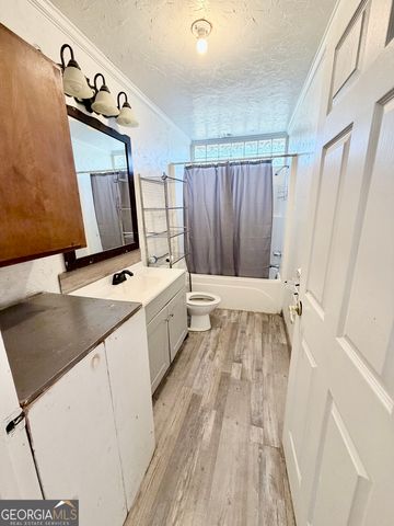 1079 SR-192, Twin City, GA 30471