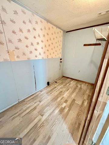 1079 SR-192, Twin City, GA 30471