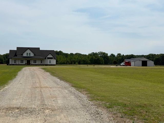 2110 Ponderosa Dr, Jonesboro, AR 72405