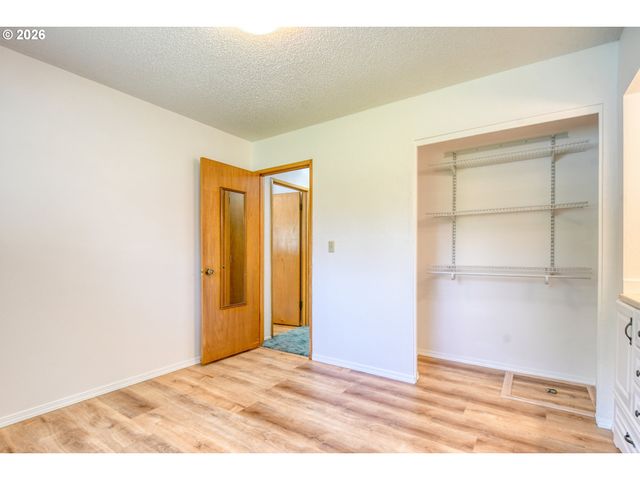 1303 Sw 41ST St, Pendleton, OR 97801