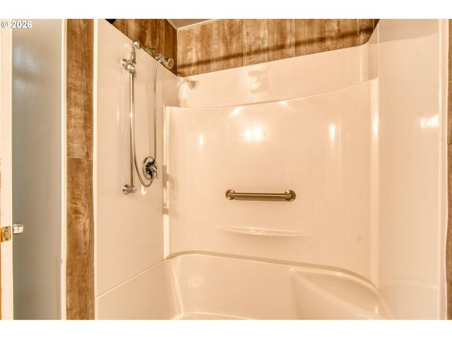 1303 Sw 41ST St, Pendleton, OR 97801