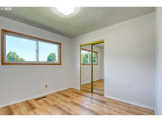 1303 Sw 41ST St, Pendleton, OR 97801