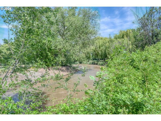 1303 Sw 41ST St, Pendleton, OR 97801