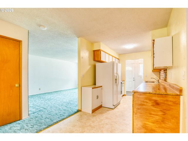 1303 Sw 41ST St, Pendleton, OR 97801