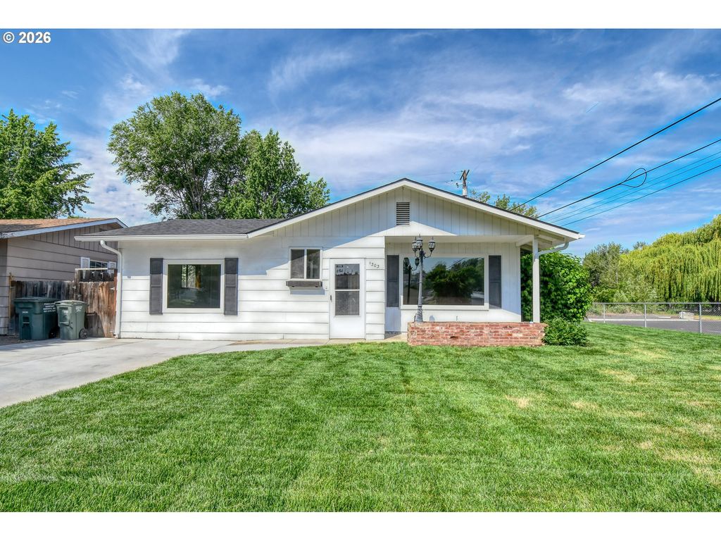 1303 Sw 41ST St, Pendleton, OR 97801