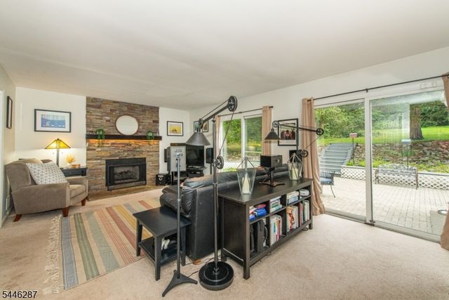 1 Victoria Pines Ln, Andover Twp., NJ 07848