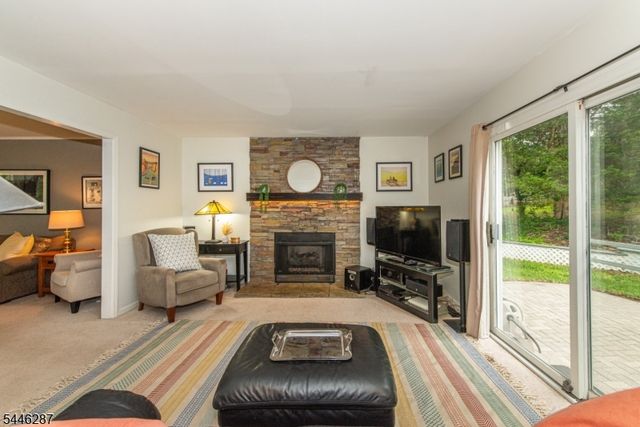 1 Victoria Pines Ln, Andover Twp., NJ 07848