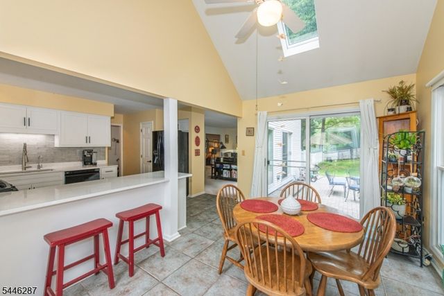 1 Victoria Pines Ln, Andover Twp., NJ 07848