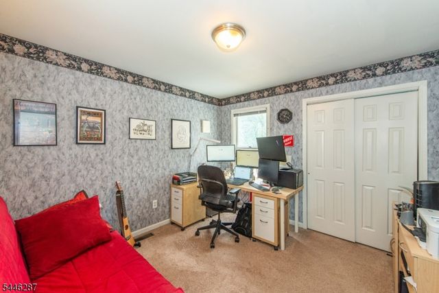 1 Victoria Pines Ln, Andover Twp., NJ 07848