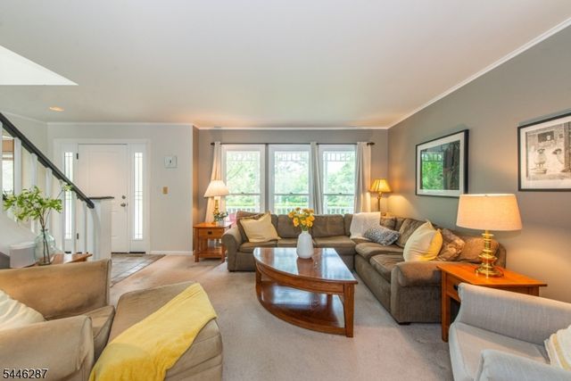 1 Victoria Pines Ln, Andover Twp., NJ 07848