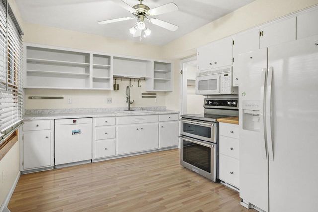 315 Nautilus Drive, Madison, WI 53705