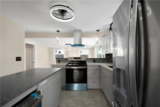 933 Boyce Road, South Fayette, PA 15017