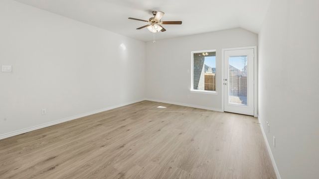 1321 Hopes Lake Drive, Princeton, TX 75407