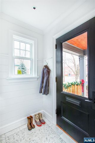 230 Orient Way 1, Rutherford, NJ 07070