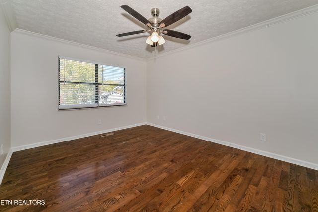 1500 Weeping Willow Court, Knoxville, TN 37931