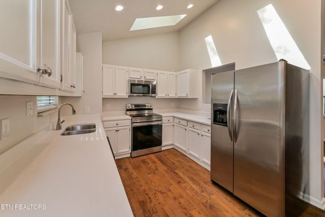 1500 Weeping Willow Court, Knoxville, TN 37931