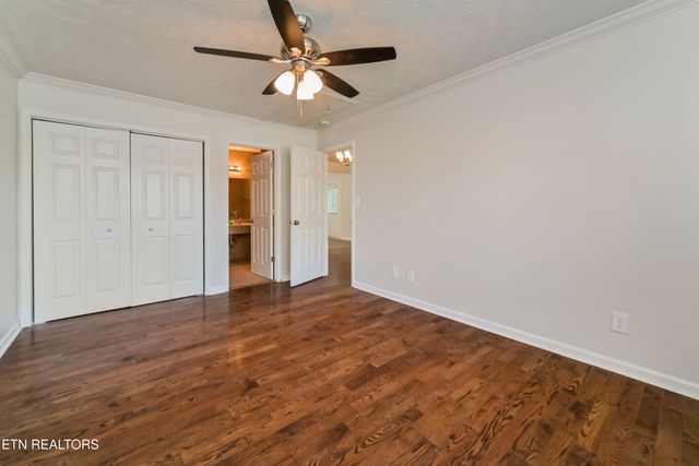 1500 Weeping Willow Court, Knoxville, TN 37931