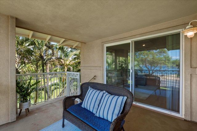 44 Kai Makani Loop Apt 202, Kihei, HI 96753