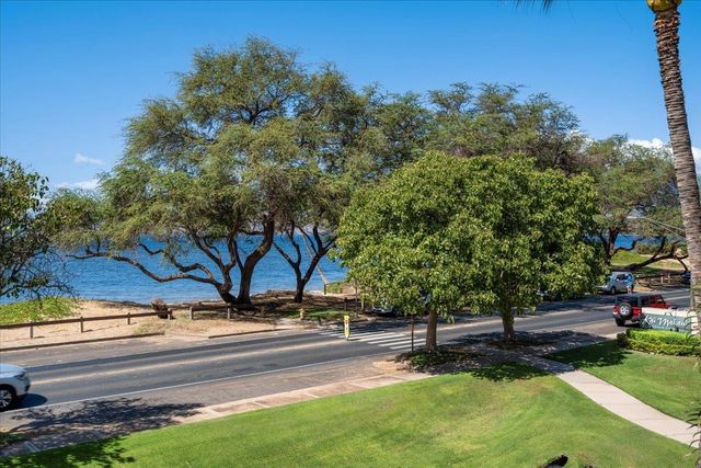 44 Kai Makani Loop Apt 202, Kihei, HI 96753