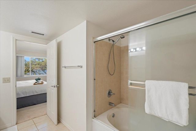 44 Kai Makani Loop Apt 202, Kihei, HI 96753