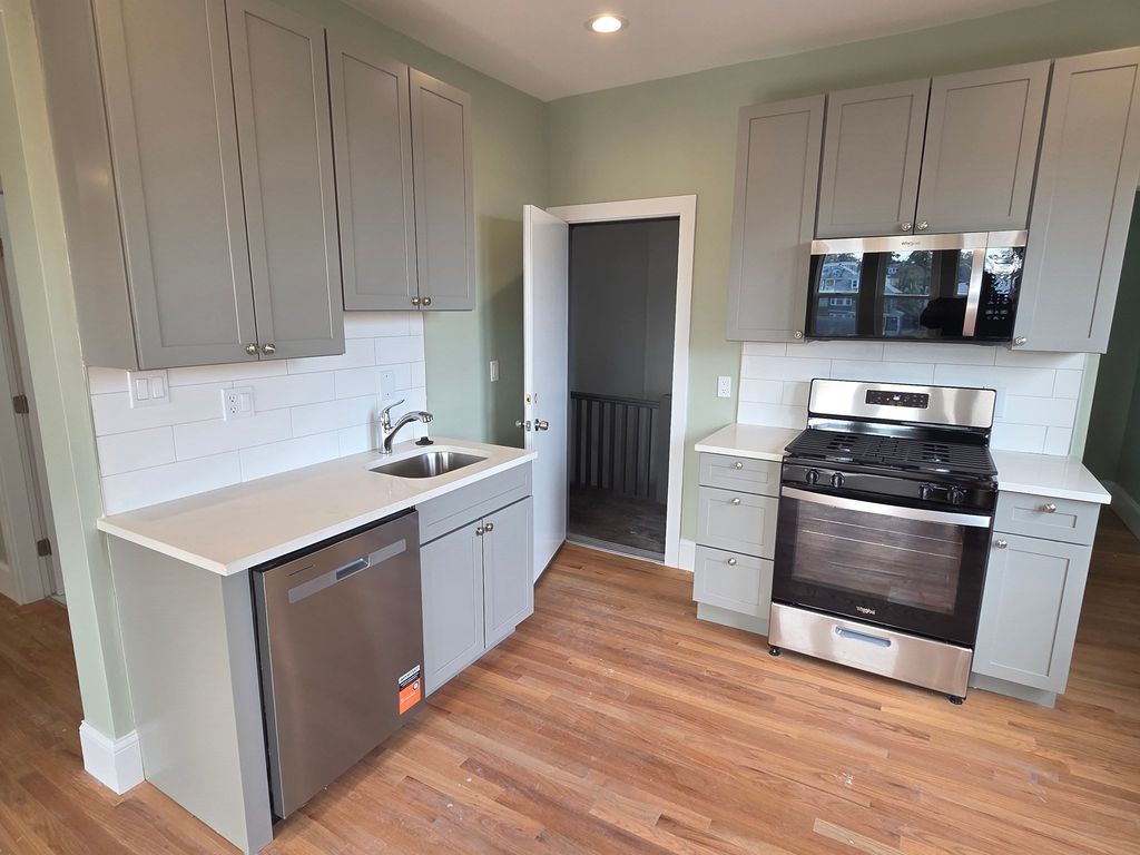 89 Mora St. 3, Boston, MA 02122