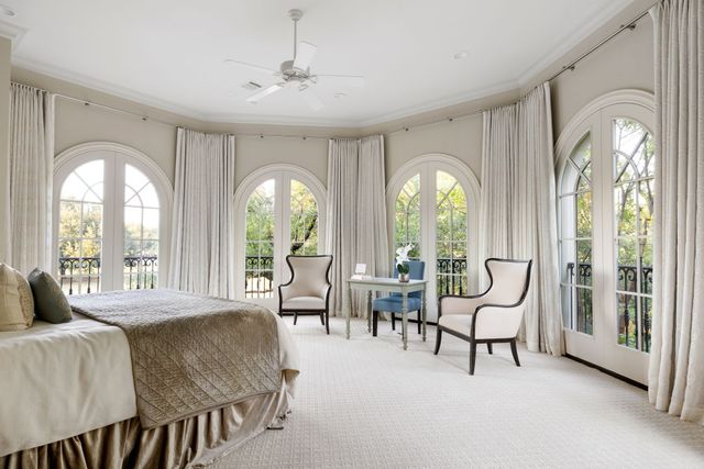 10617 Bridge Hollow Court, Dallas, TX 75229