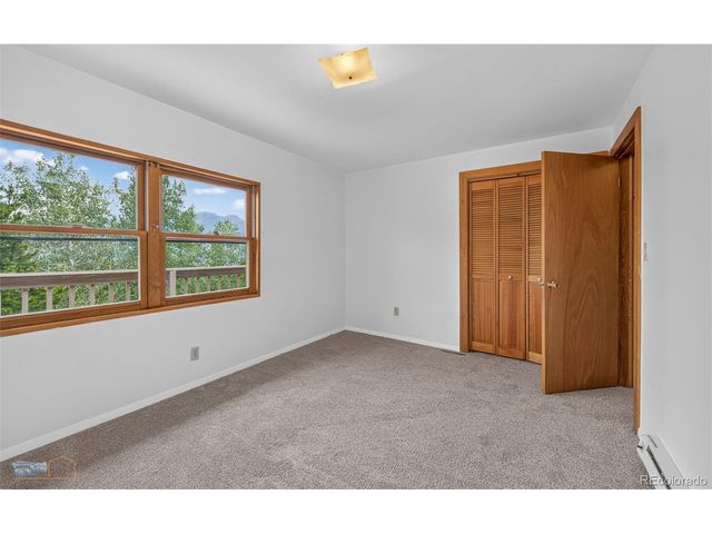 914 S Dory Lakes Dr, Black Hawk, CO 80422