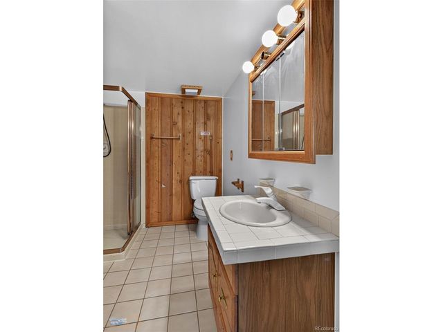914 S Dory Lakes Dr, Black Hawk, CO 80422