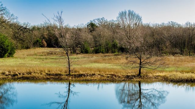 12200 CR 2404, Seven Points, TX 75143