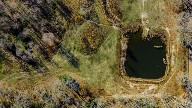 12200 CR 2404, Seven Points, TX 75143