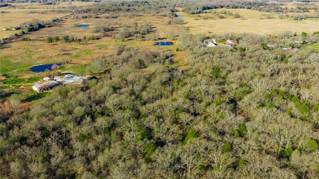 12200 CR 2404, Seven Points, TX 75143