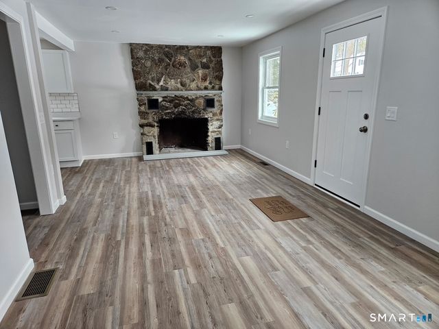 2478 Main Street, Coventry, CT 06238