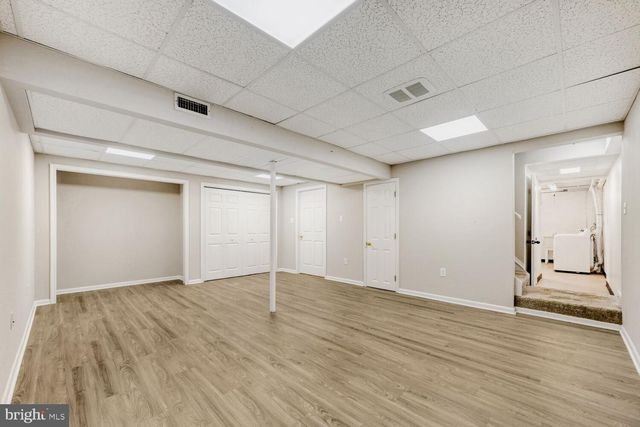 9 FRANCIS GREEN CIR, Essex, MD 21221