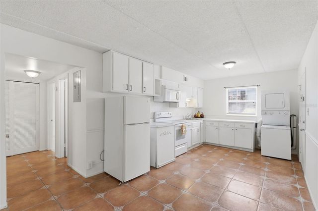 525 CONWAY ROAD 29, Orlando, FL 32807