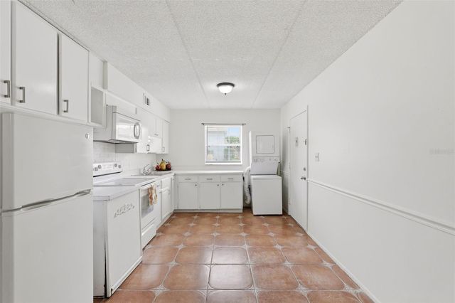 525 CONWAY ROAD 29, Orlando, FL 32807