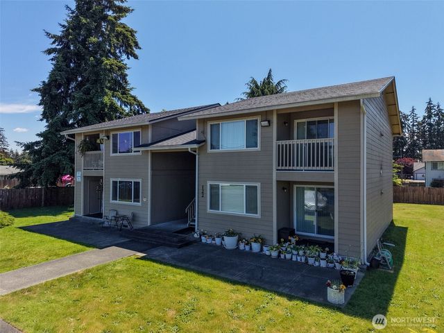 122 169th Street E, Spanaway, WA 98387