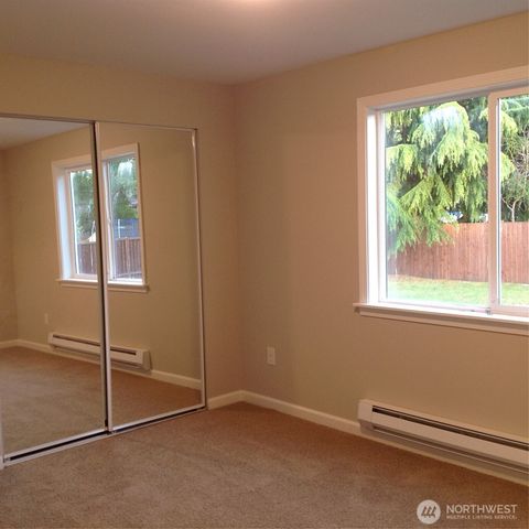 122 169th Street E, Spanaway, WA 98387