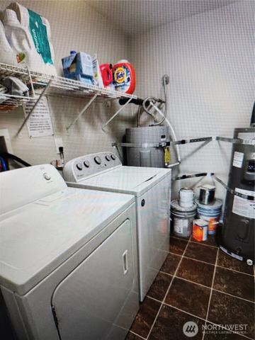 122 169th Street E, Spanaway, WA 98387