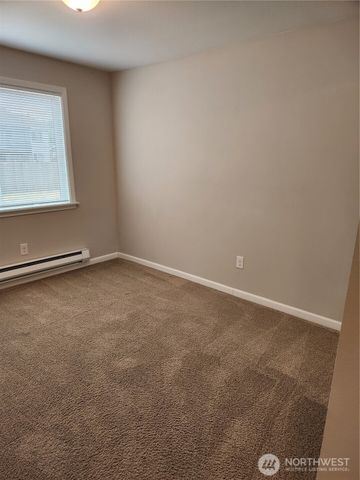 122 169th Street E, Spanaway, WA 98387