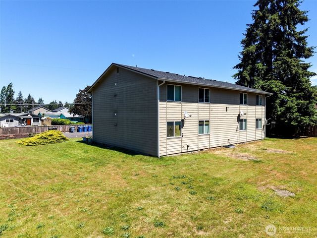 122 169th Street E, Spanaway, WA 98387