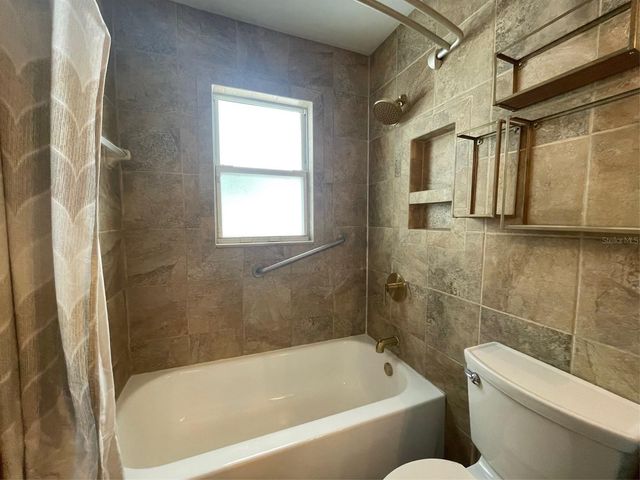 4221 BURLINGTON AVENUE N, St Petersburg, FL 33713