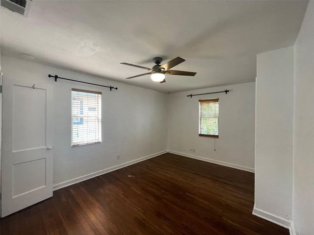 4221 BURLINGTON AVENUE N, St Petersburg, FL 33713