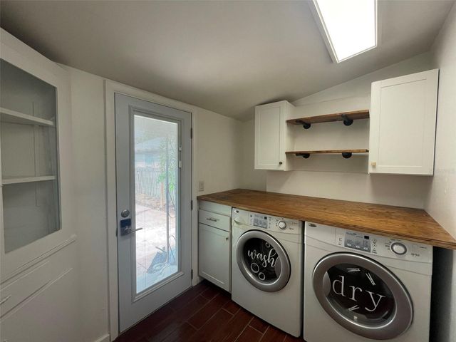 4221 BURLINGTON AVENUE N, St Petersburg, FL 33713