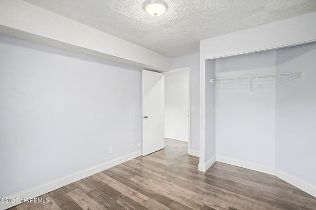 208 Sunshine Court 208, Parlin, NJ 08859