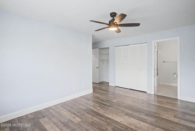 208 Sunshine Court 208, Parlin, NJ 08859