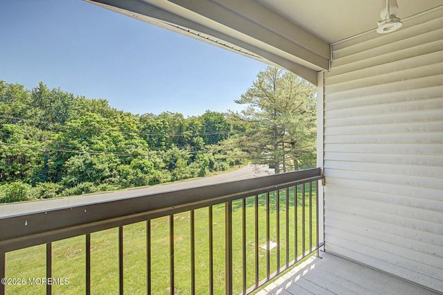 208 Sunshine Court 208, Parlin, NJ 08859