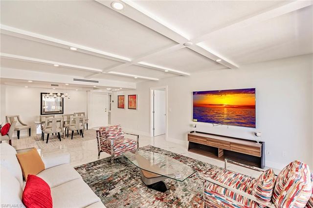 4001 Gulf Shore BLVD N 1104, Naples, FL 34103
