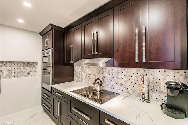 4001 Gulf Shore BLVD N 1104, Naples, FL 34103